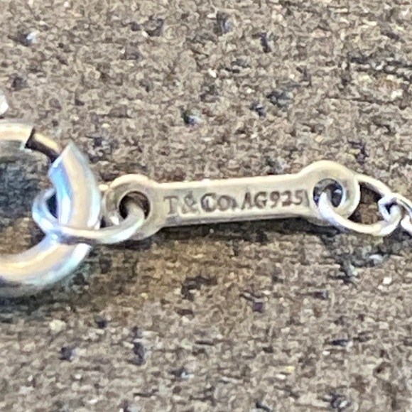 TIFFANY & CO. Paloma Picasso Loving Heart Pendant Necklace - Picture 5 of 5